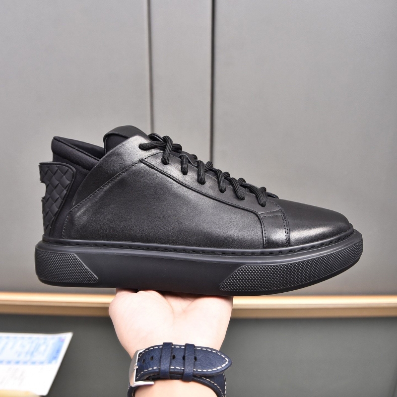 bo*te*ga Ve*ne*ta casual shoes